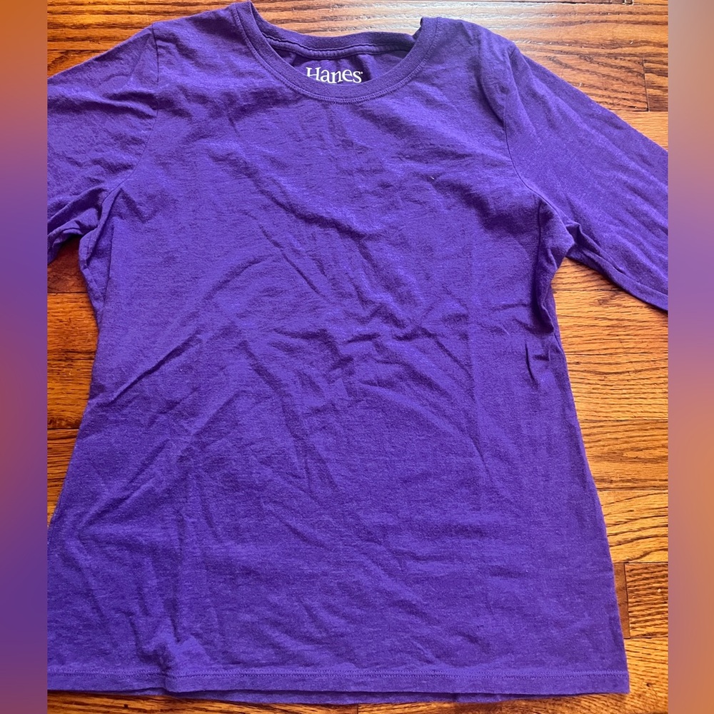 Purple Hanes crew neck long sleeve shirt size medium